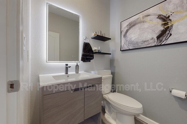 Building Photo - 8812 Jet Stream Rd NW