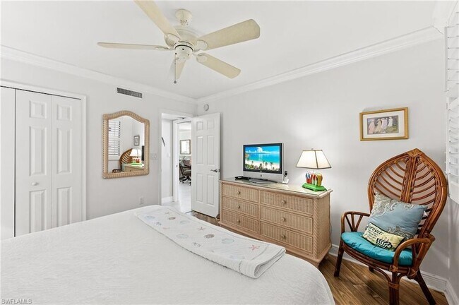 Building Photo - 9415 Gulf Shore Dr