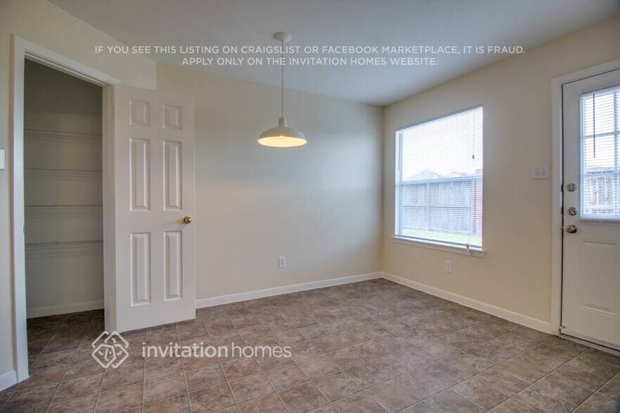 Building Photo - 6627 Gorton Dr
