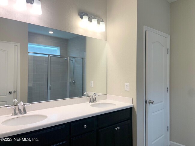Building Photo - 6422 Longleaf Branch Dr