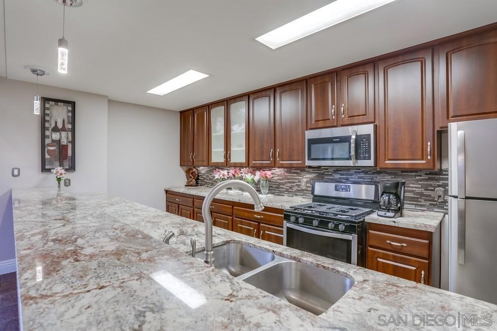 Building Photo - 6202 Friars Rd