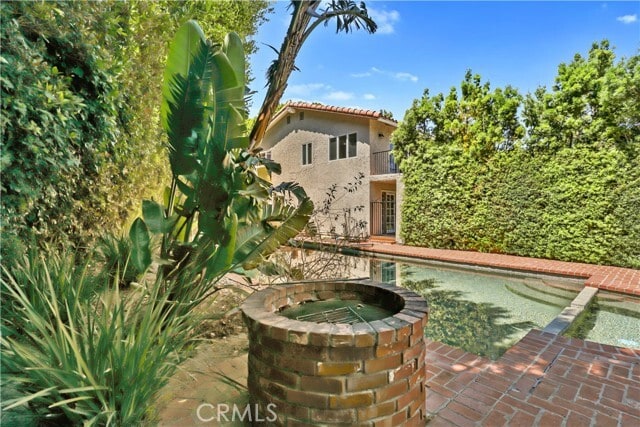 Building Photo - 7161 Grasswood Ave