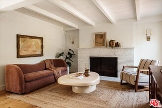 Building Photo - 1410 Stanford Dr