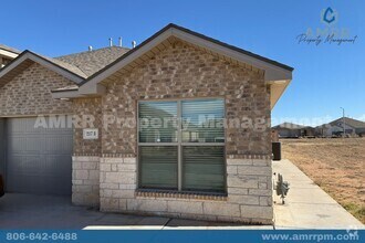 Building Photo - 2117 Langford Ave