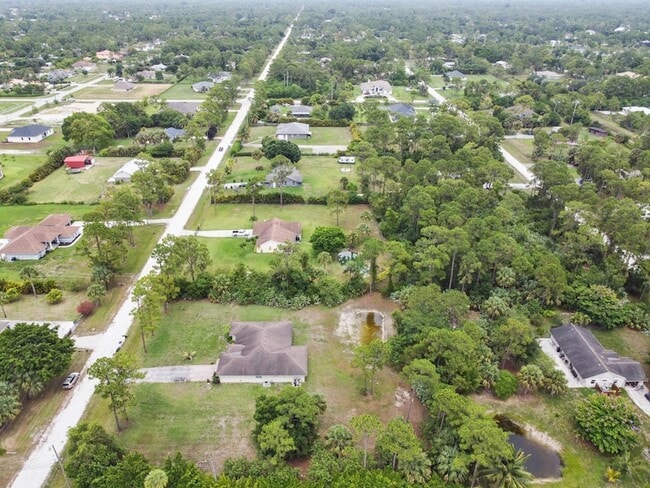 Building Photo - 17682 84th Ct N