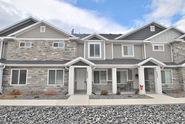 Primary Photo - 2246 W Nibley Pkwy