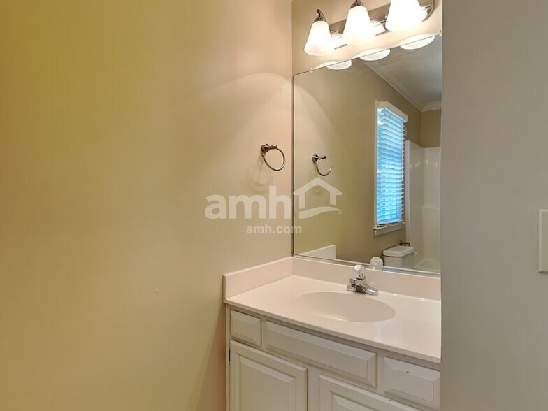 Building Photo - 5503 Pebble Garden Ct