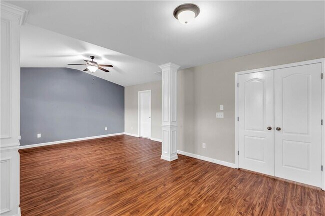 Building Photo - 1543 Creek Bend Ln NW