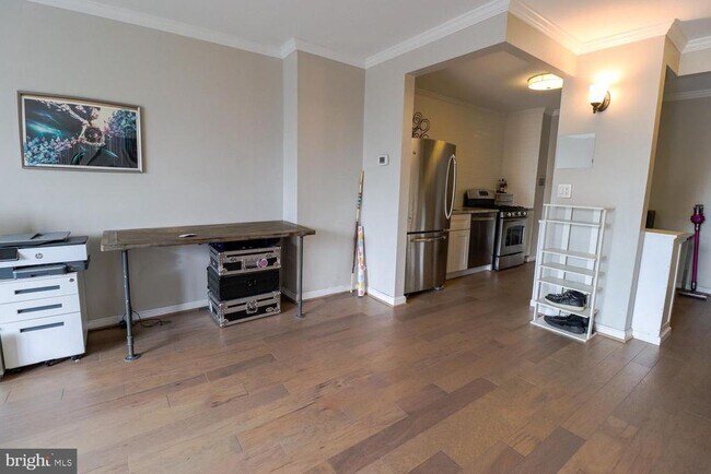 Building Photo - 4242 East-West Hwy