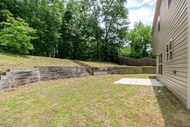 Building Photo - 3013 Spring Creek Dr