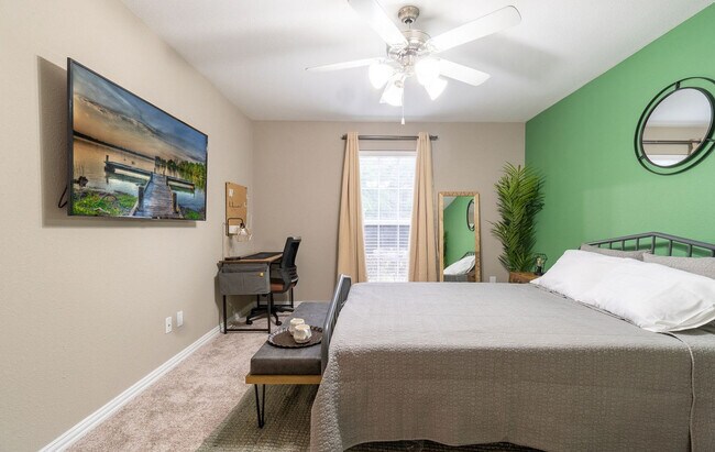 Building Photo - 10020 Regal Park Ln