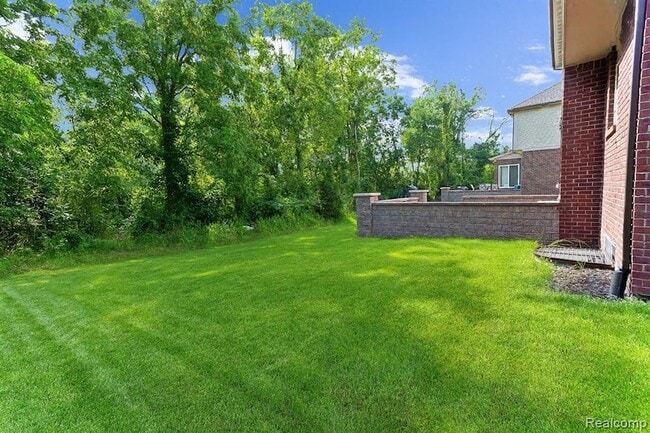 Building Photo - 2951 Andlaur Dr