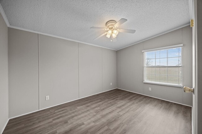 Building Photo - Charming 3-Bedroom Home on Spacious 2.64-Acre Lot in Graham, NC