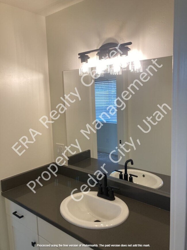 Building Photo - 4283 UT-56