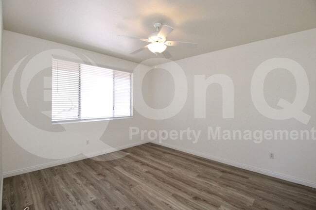 Building Photo - 16013 S Desert Foothills Pkwy