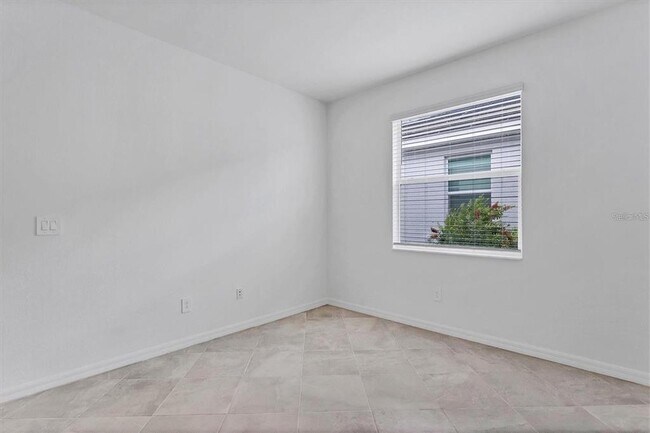 Building Photo - 19075 Cabernet Ct