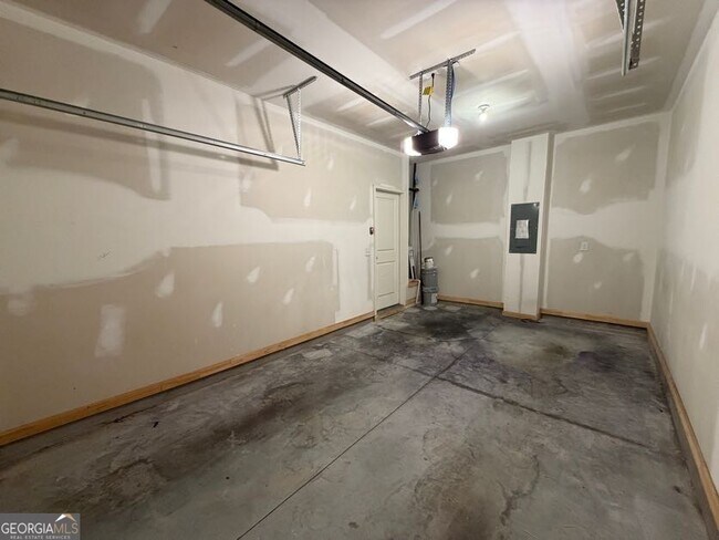 Building Photo - 3520 Condor Ct