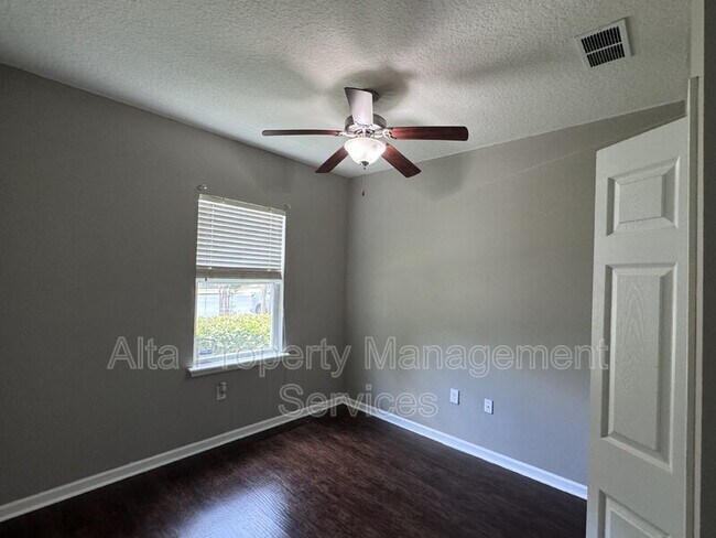 Building Photo - 5775 Ortega View Way