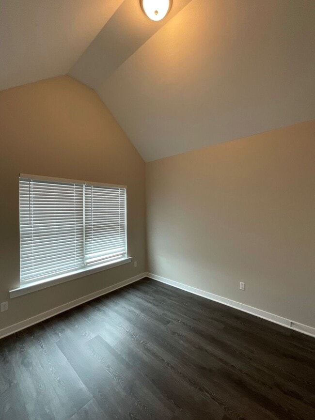 Building Photo - Home for Rent in Clanton, AL! Available to View Now!!!