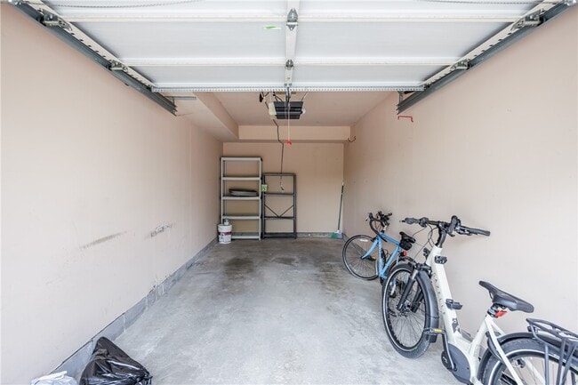 Building Photo - 678 Eastbrooke Ln