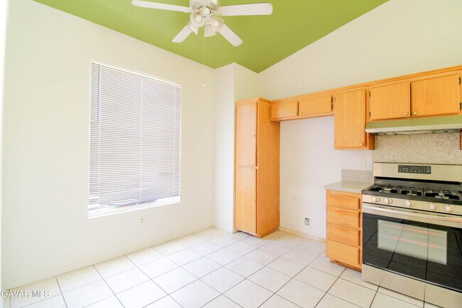 Building Photo - 36805 Alder St