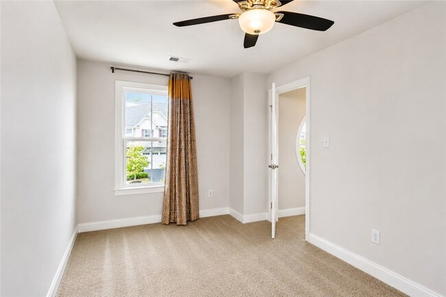 Building Photo - 2516 Adele Ct