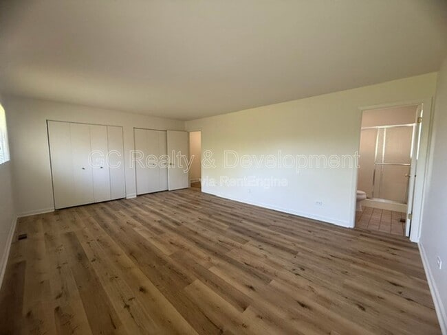 Building Photo - 57 Morningside Dr