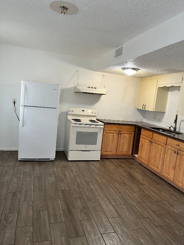 Building Photo - 929 S 15th St