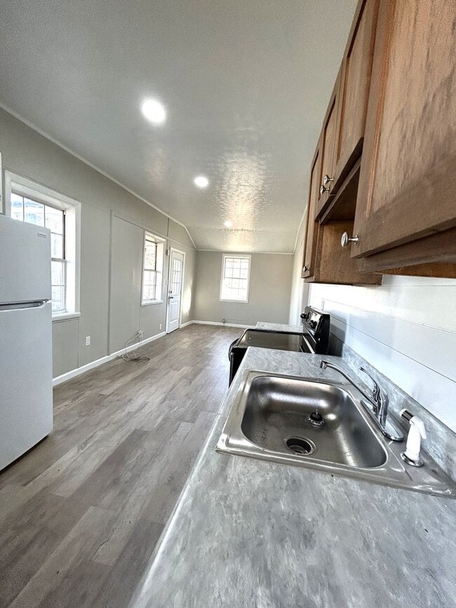 Building Photo - 2 Bedroom and 1 Bath Home in Jacksonville