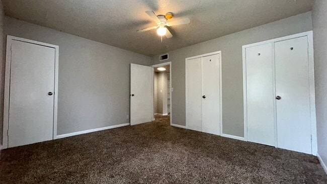 Building Photo - Hidden Gem, Walking distance to TCU!