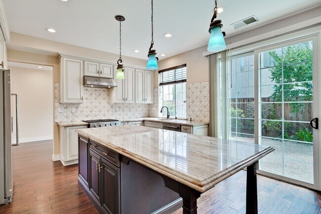 Building Photo - Luxury 5BR North San Jose Home | 2,680 Sq. Ft. | Minutes to BART, Levi's Stadium & Silicon Valley...