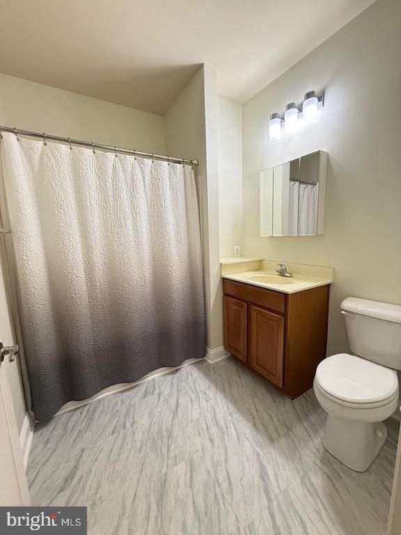 Building Photo - 4805 Mantlewood Way