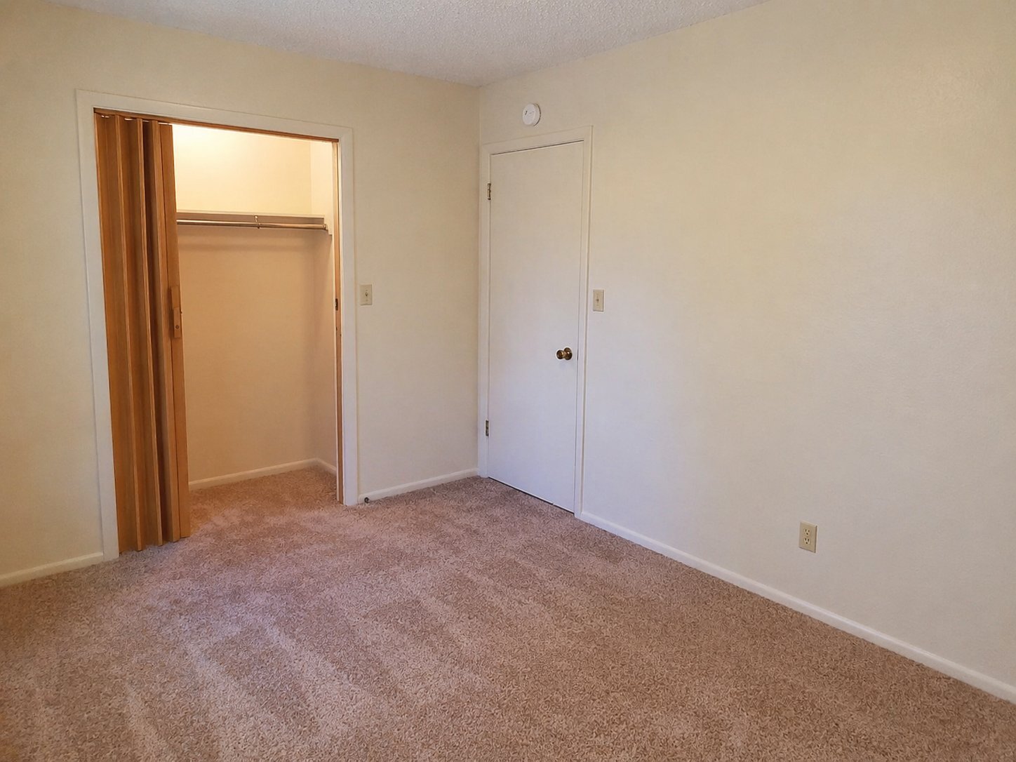 Building Photo - 1321 Walnut St