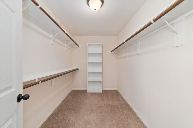 Building Photo - 6702 Honey Harvest Ln