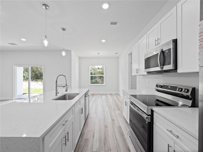 Building Photo - 4034 SW 157th Place Rd