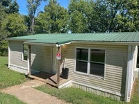 Building Photo - 114 Thomas Dr