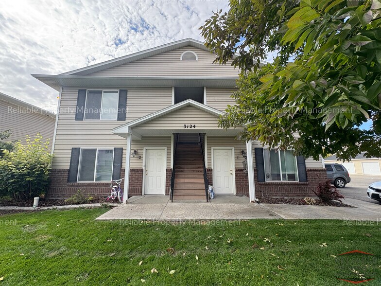 Building Photo - 3124 E Chasewood Dr