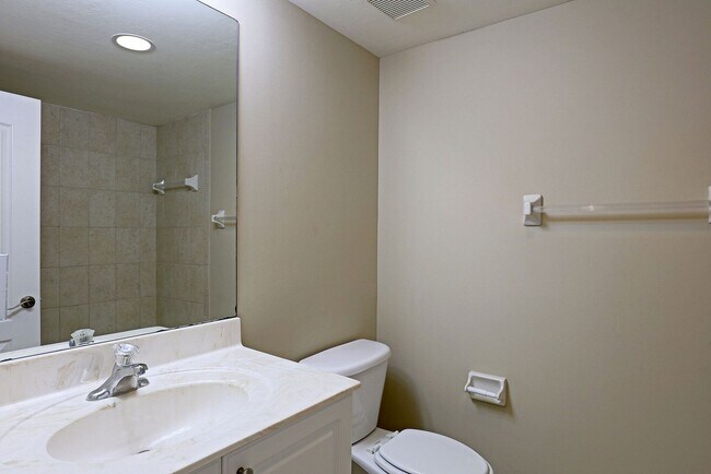 Building Photo - Villas at Venezia 4160-202