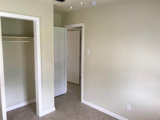 Building Photo - 534 W Kearney St