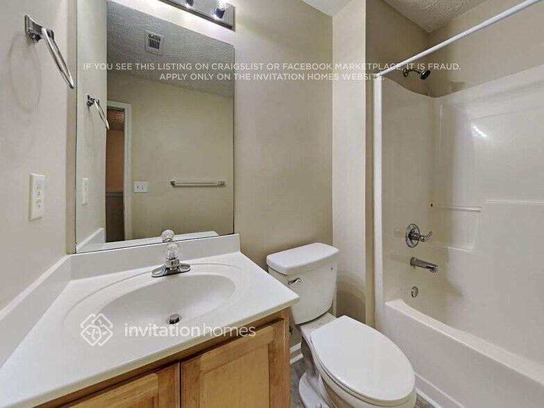 Building Photo - 324 Springbottom Ct SE