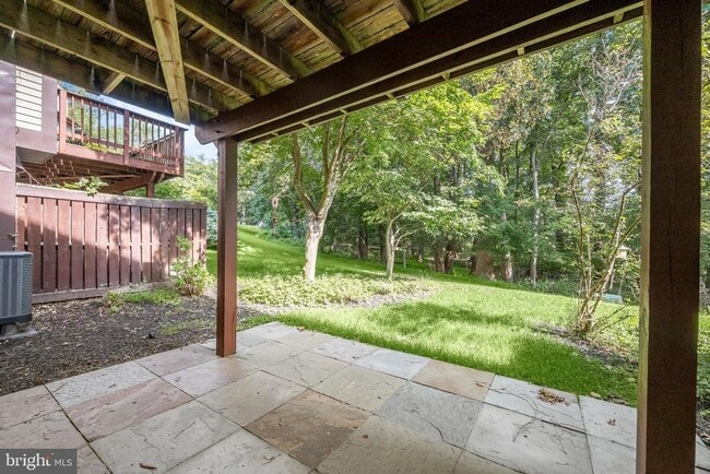 Building Photo - 25 Tivoli Lake Ct