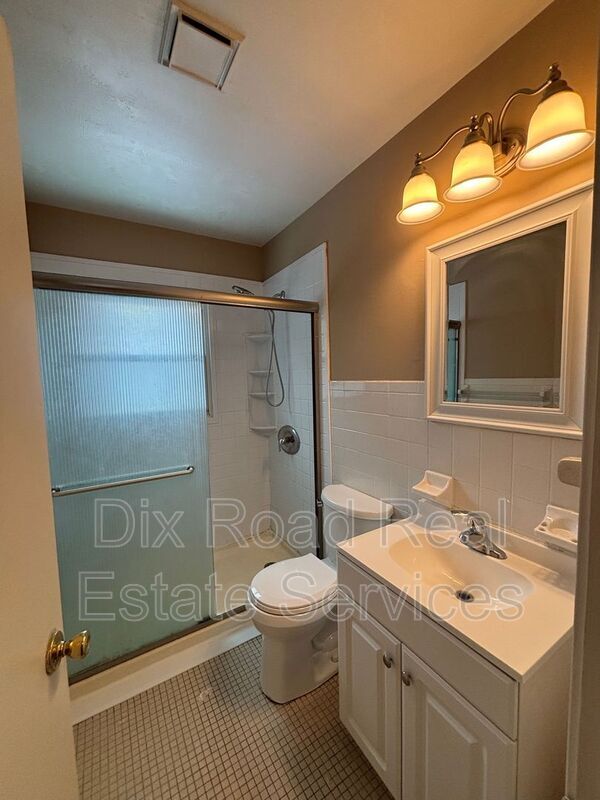 Building Photo - 7822 Eustis Ct