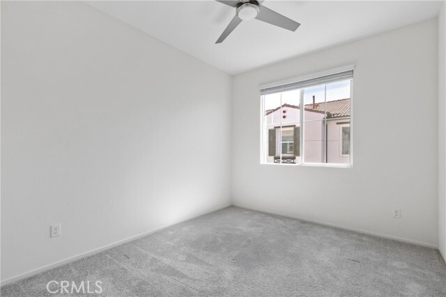 Building Photo - 30365 Town Square Dr
