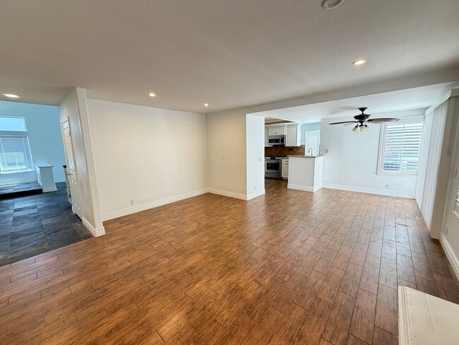 Building Photo - 608 Allegro Ct