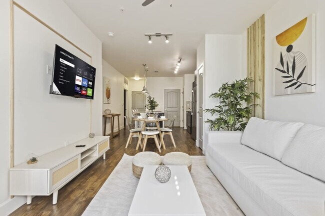 Building Photo - 5445 Town and Country Blvd