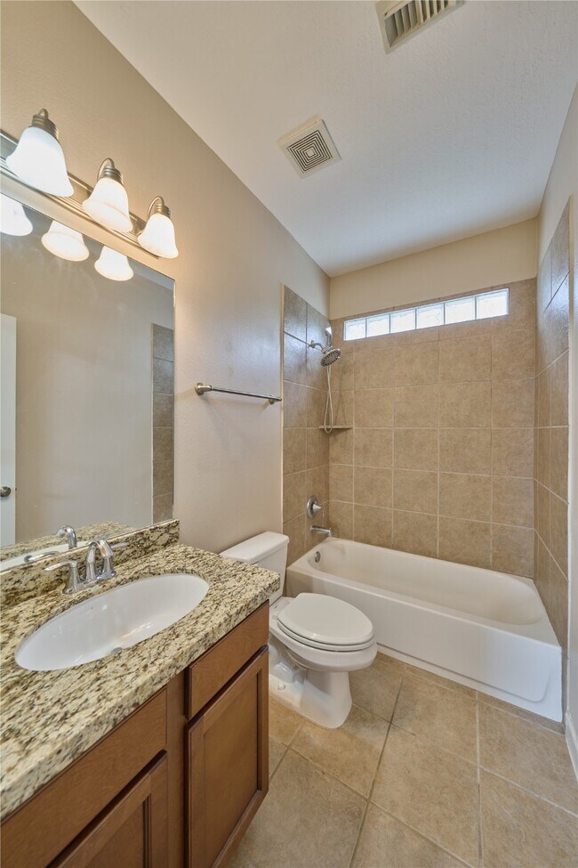 Building Photo - 2526 Bevis St