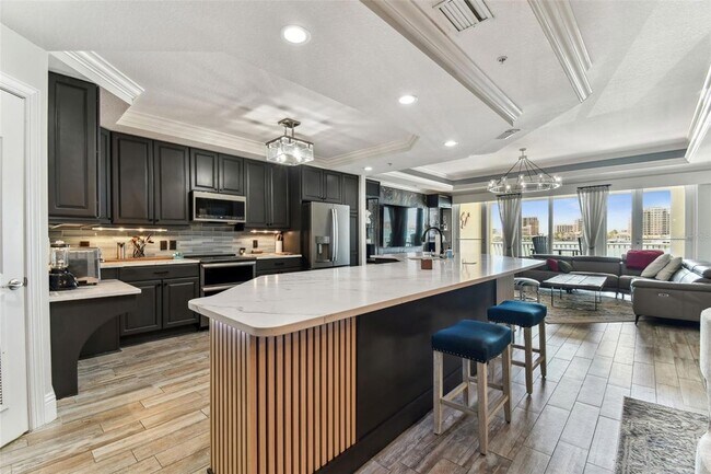 Building Photo - 200 Skiff Point