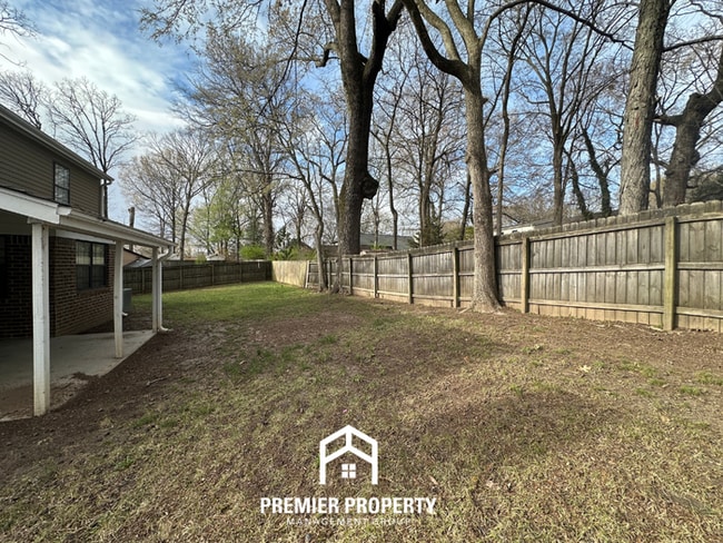 Building Photo - Spacious 4BR Cordova Home with Hardwood Floors, Fireplace & Fenced Yard