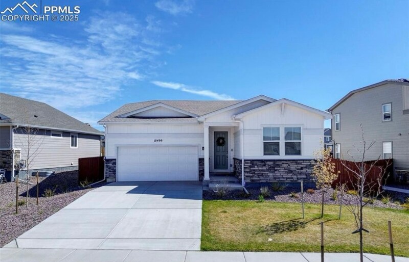 Building Photo - 10499 Rolling Peaks Dr