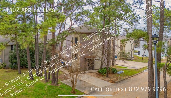 Building Photo - 1402 April Villas